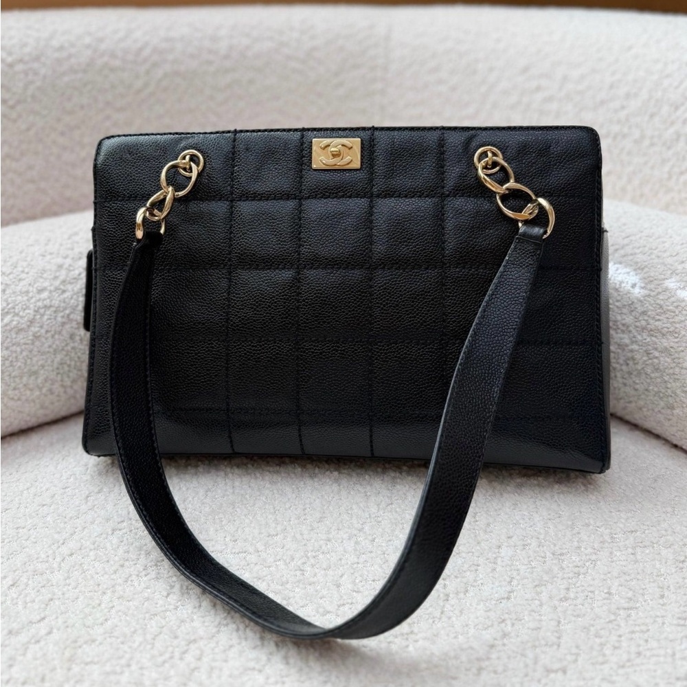Chanel Black Quilted Shoulder Bag with Gold Accents